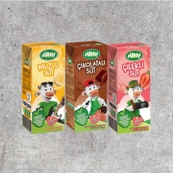 Meyveli ve Çikolatalı Sütler