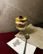 Orman Meyveli Magnolya